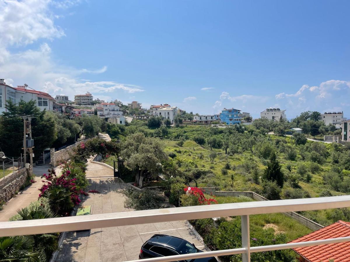 Season Inn Dhërmi 외부 사진