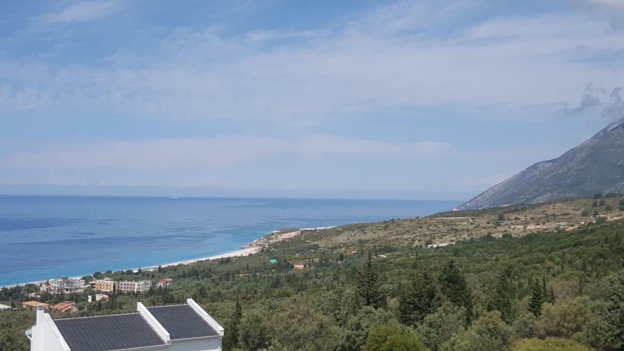 Season Inn Dhërmi 외부 사진